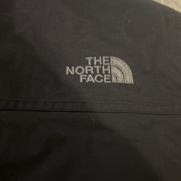 The North Face Boy’s Black Jacket - Picture 7 of 7